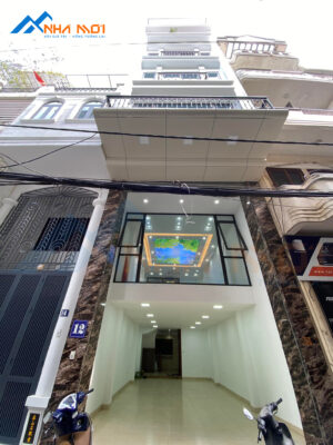 Nhà 5 tầng có gác lửng 42m2 tại Kim Giang