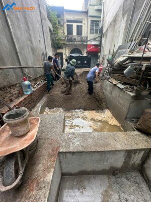 Xây tường 20 tại các khu vực dầm chịu lực Xây tường 20 tại các khu vực dầm chịu lực