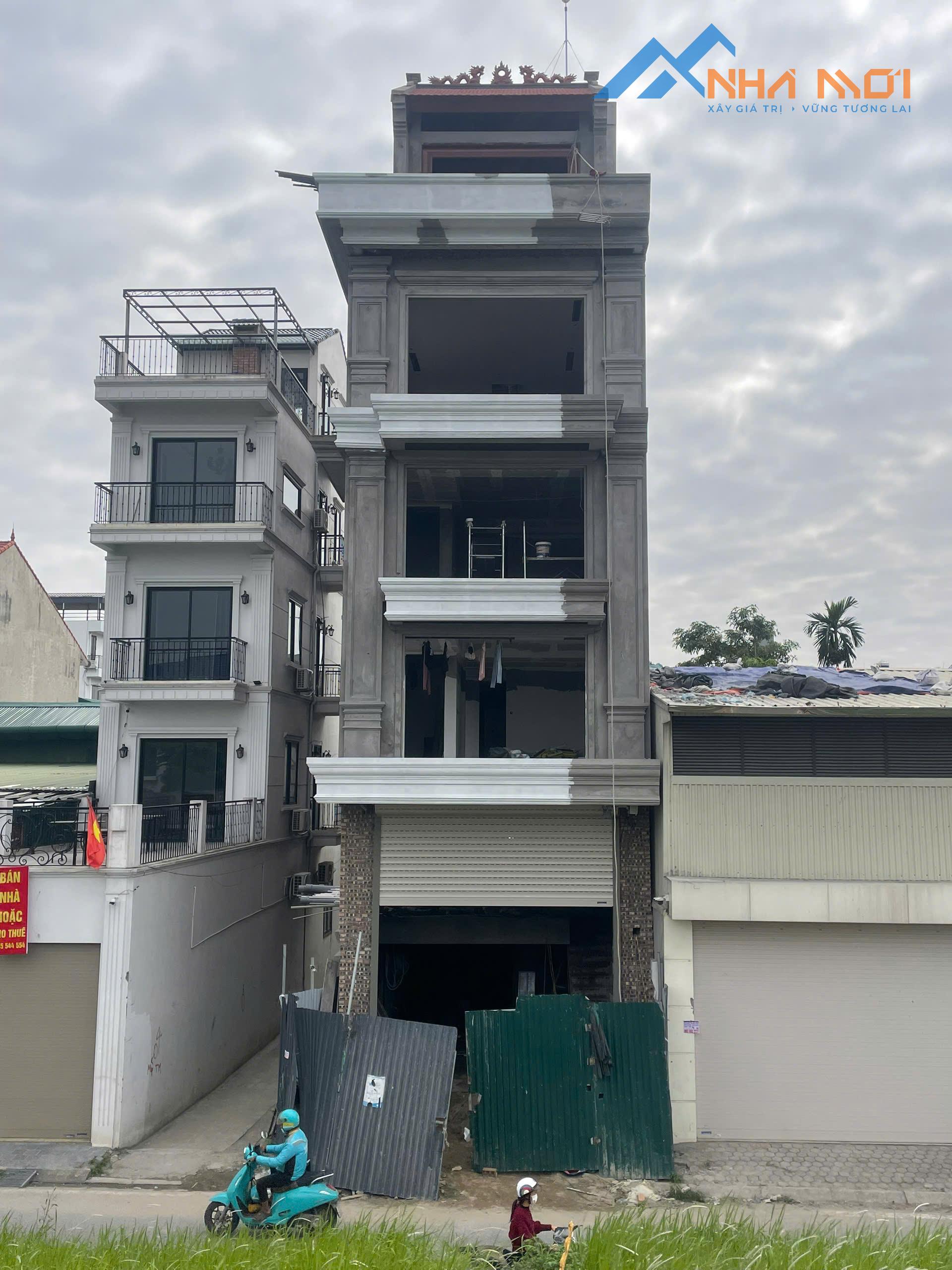 Nhà phố hiện đại 5 tầng 1 tum tại Ngọc Thụy, Long Biên - Thiết kế & xây nhà trọn gói 4 Nhà phố hiện đại 5 tầng 1 tum tại Ngọc Thụy, Long Biên - Thiết kế & xây nhà trọn gói - Ảnh 2