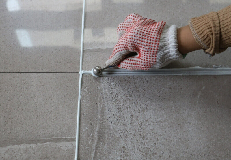 Dùng keo chà ron gốc epoxy để bền đẹp