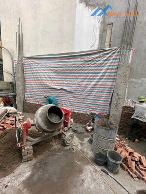 Cột có thể tháo sớm hơn các cấu kiện khác