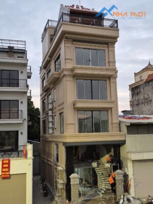 Nhà phố hiện đại 5 tầng 1 tum tại Ngọc Thụy, Long Biên - Thiết kế & xây nhà trọn gói - Ảnh 4