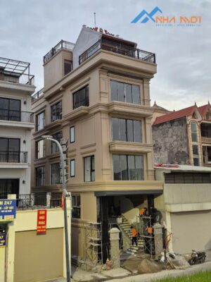 Nhà phố hiện đại 5 tầng 1 tum tại Ngọc Thụy, Long Biên - Thiết kế & xây nhà trọn gói - Ảnh 2