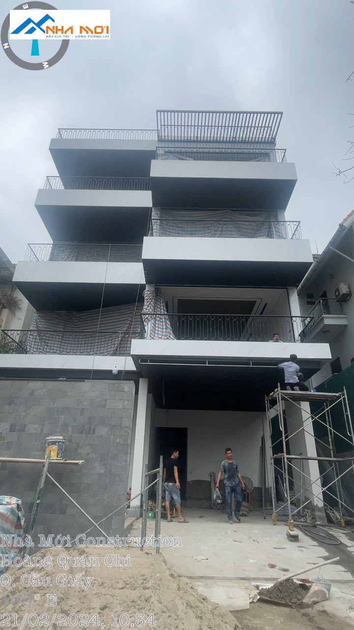 nhà phố 4 tầng hiện đại Cầu Giấy do Nhà Mới cải tạo 3