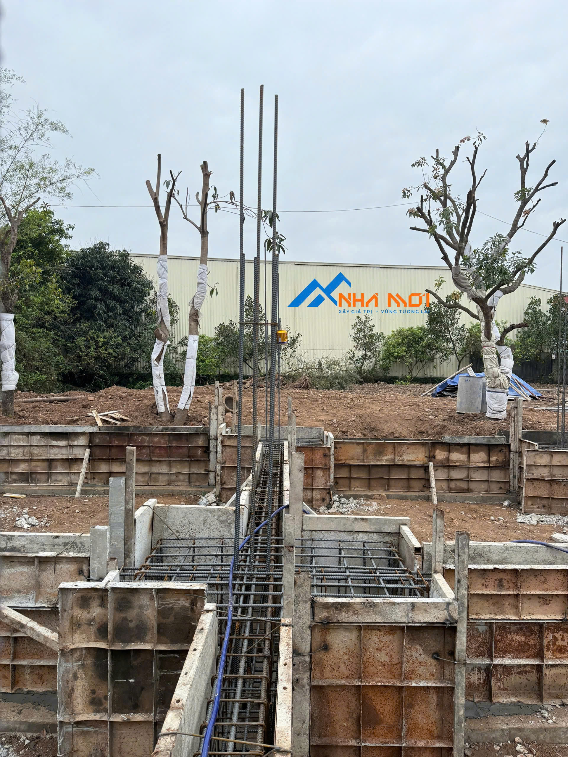 Biệt thự 2 tầng mái ngói truyền thống cách điệu - Anh Đức Vĩnh Phúc - Ảnh 18