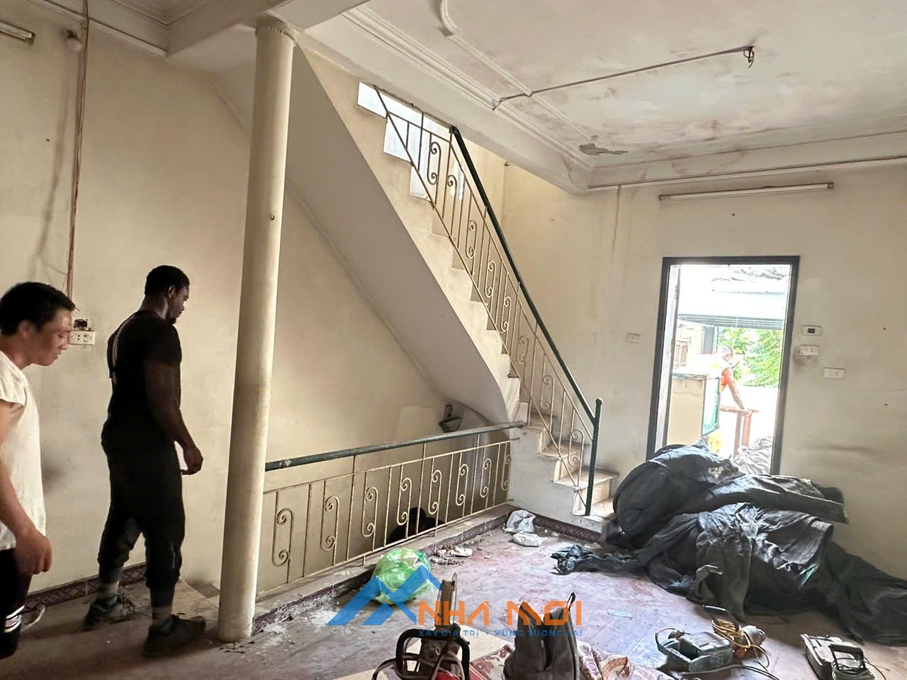 Cải tạo nhà phố với sàn deck - Giải pháp bền vững cùng Nhà Mới - Ảnh 2